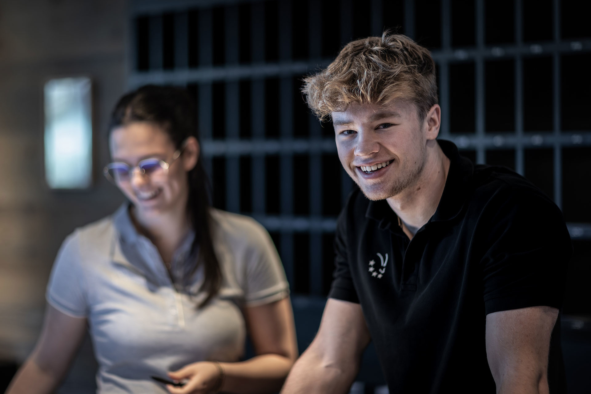 Foto von Vincent, unserem Lernenden an der Rezeption.